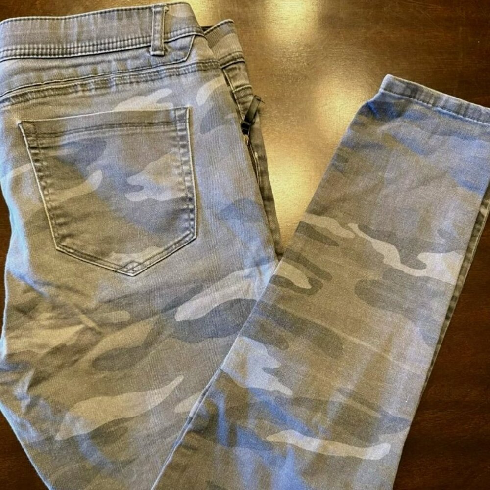 Democracy Women's Jeans Blue Size 10